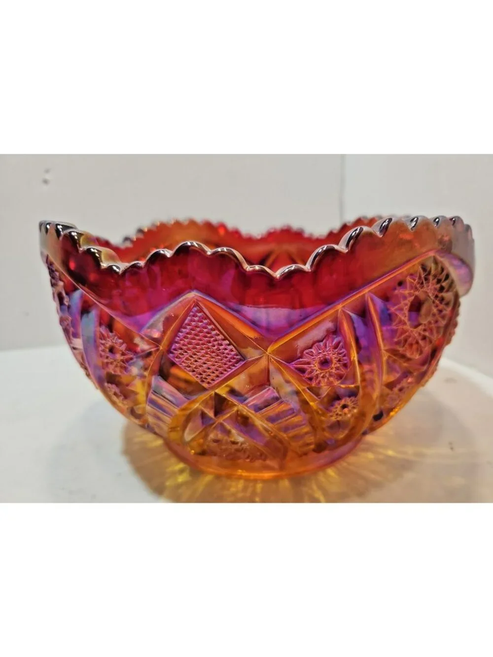 Vintage Indiana Glass Sunset Orange Amberina Heirloom Carnival Glass Bowl 8.5”